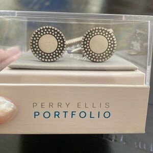 Perry Ellis Portfolio Cufflinks and Tie Clip Set